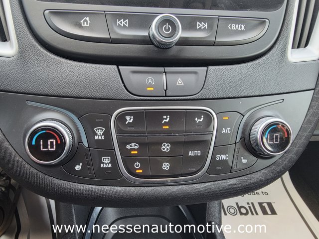 Vehicle image 25 of 41