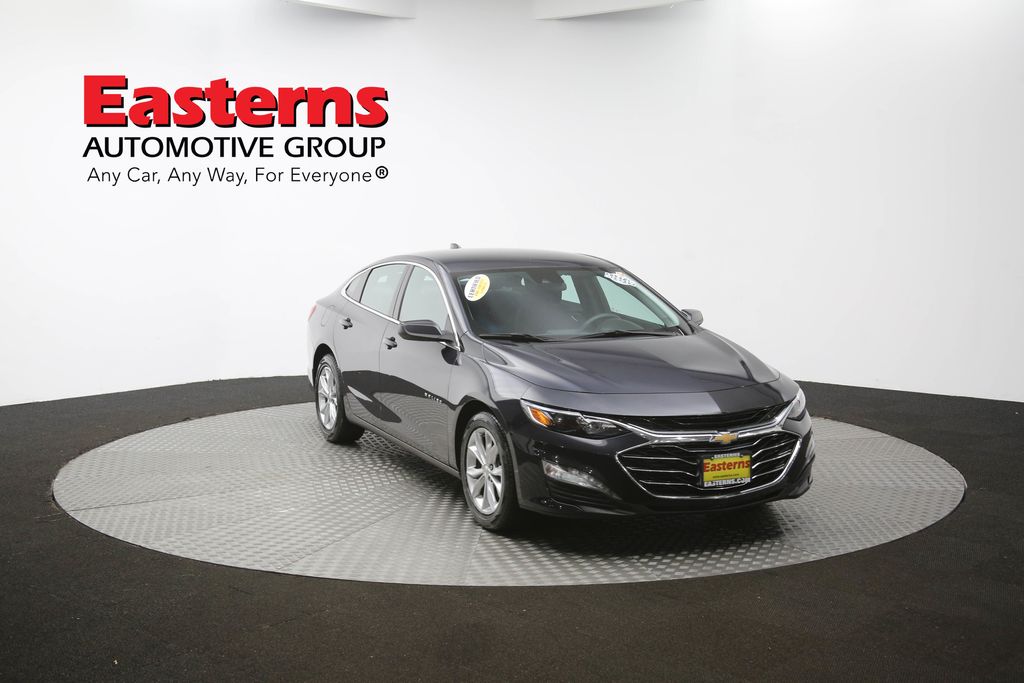 Vehicle image 10 of 61