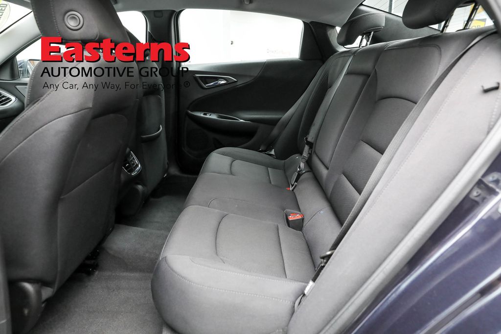 Vehicle image 50 of 61