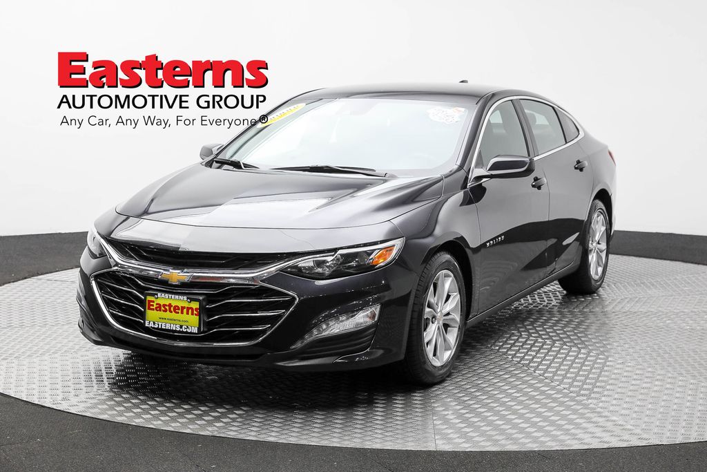 Vehicle image 4 of 61