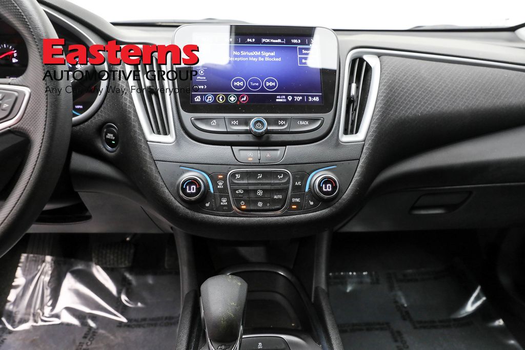 Vehicle image 42 of 61