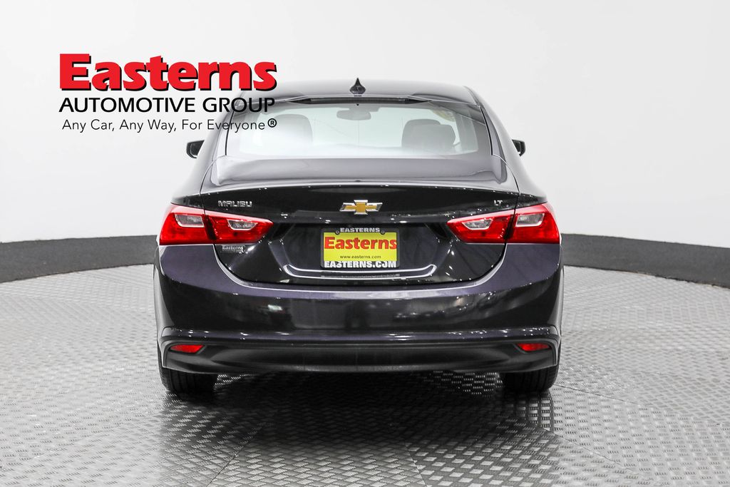 Vehicle image 36 of 61