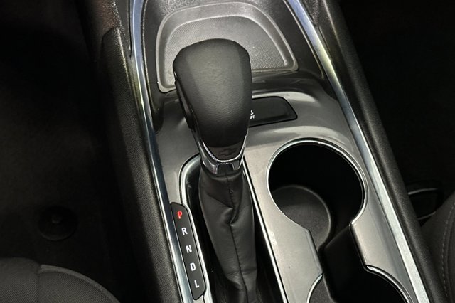 Vehicle image 20 of 27