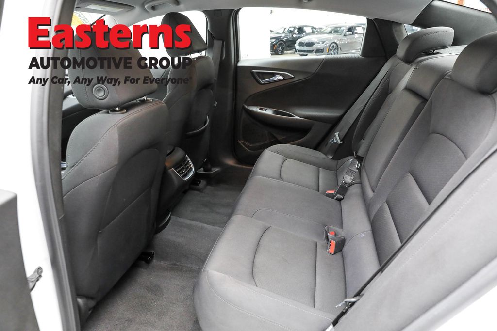 Vehicle image 44 of 61