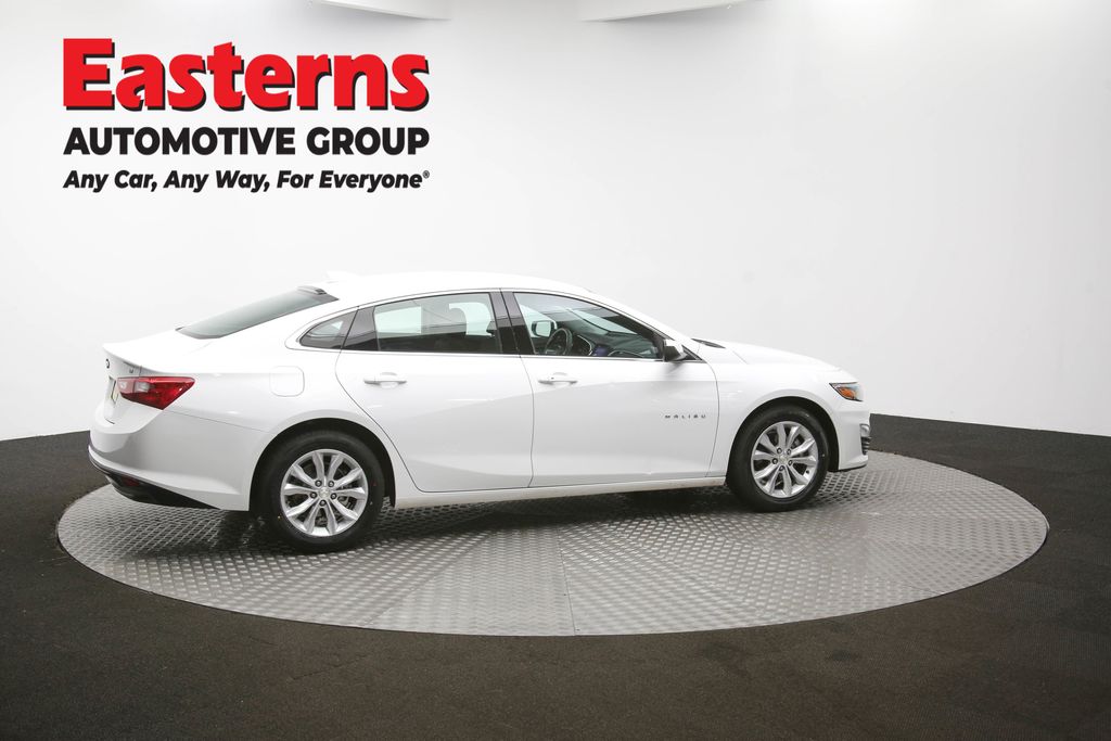 Vehicle image 20 of 61