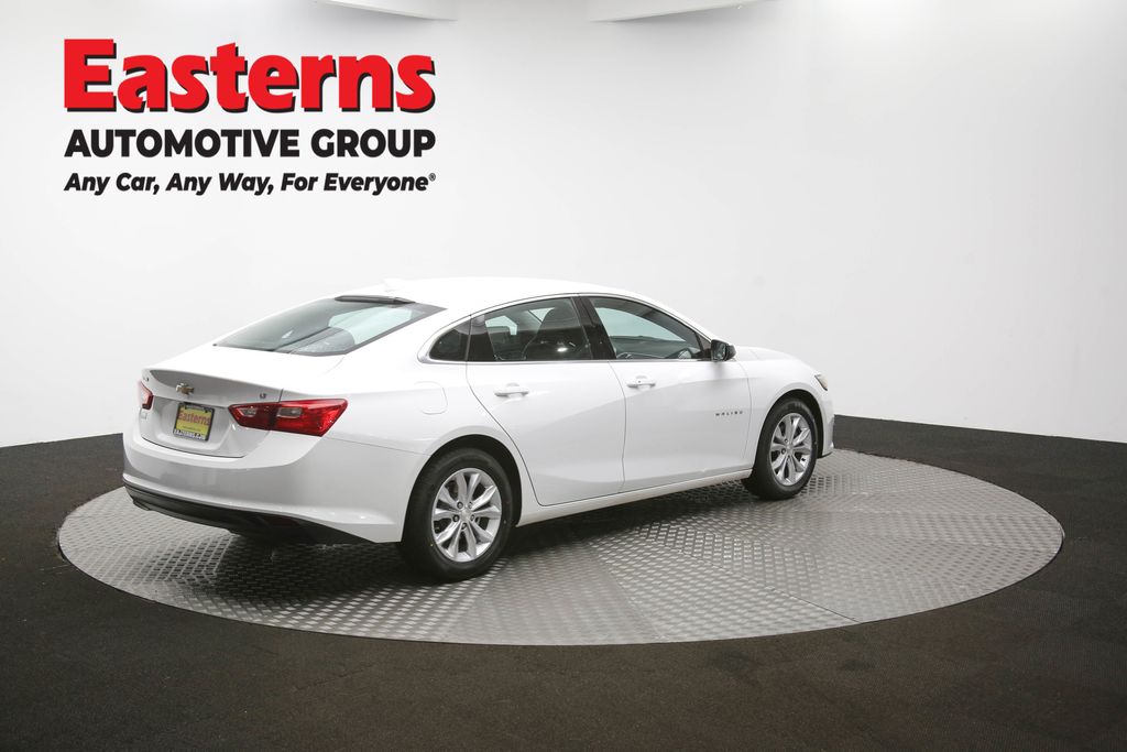 Vehicle image 22 of 61