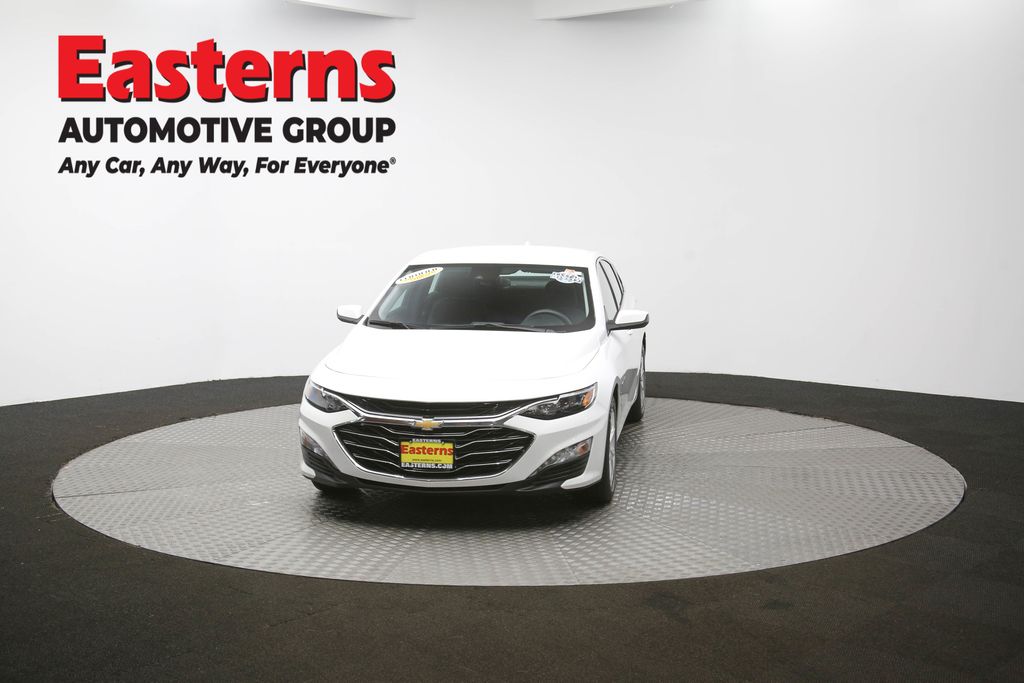 Vehicle image 9 of 61
