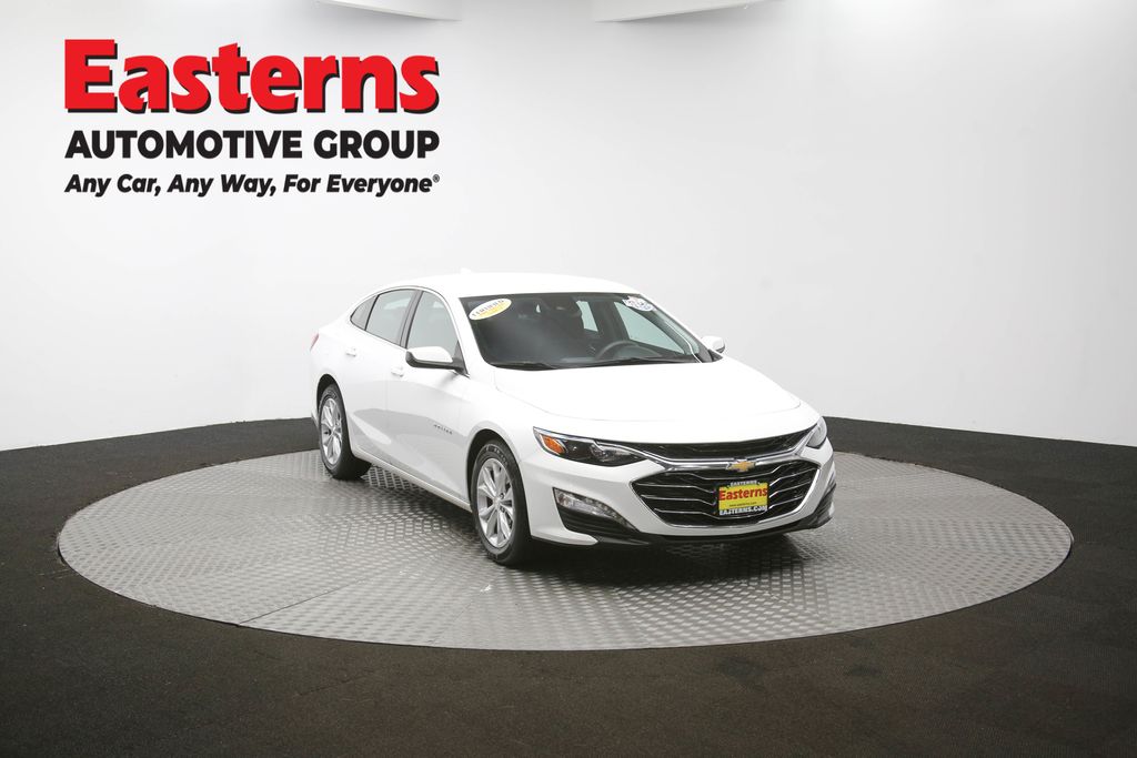 Vehicle image 10 of 61
