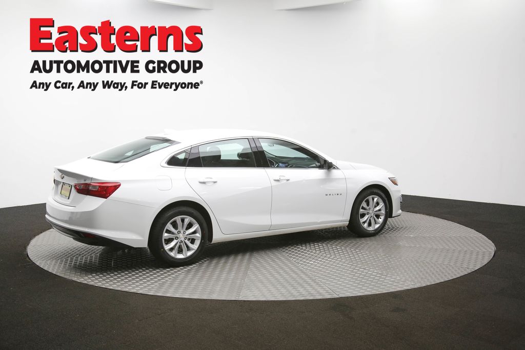Vehicle image 24 of 61