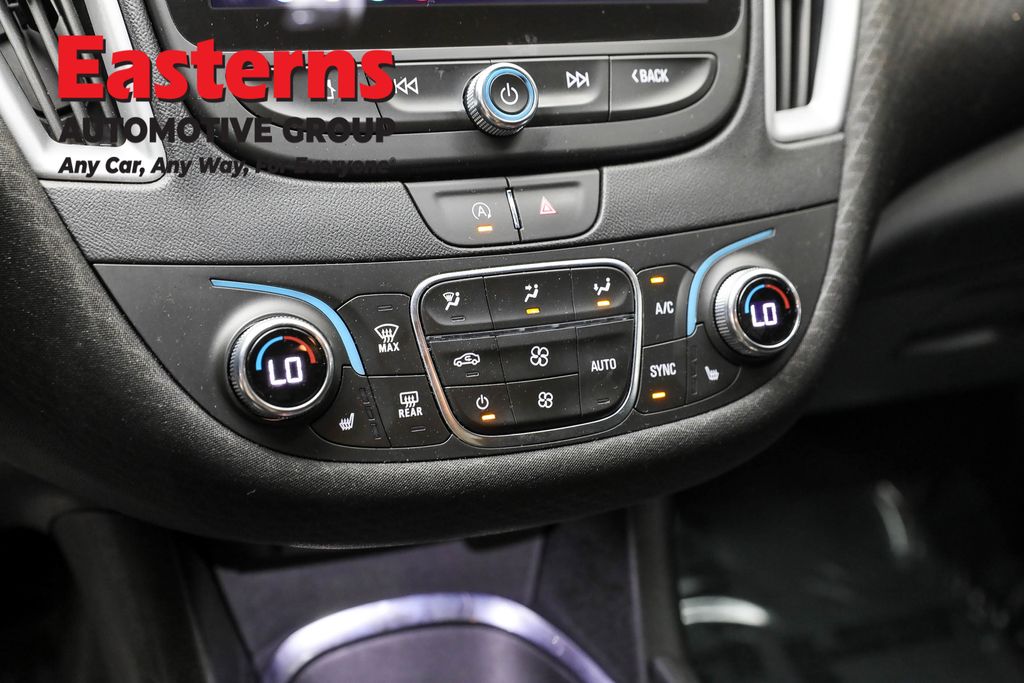 Vehicle image 60 of 61