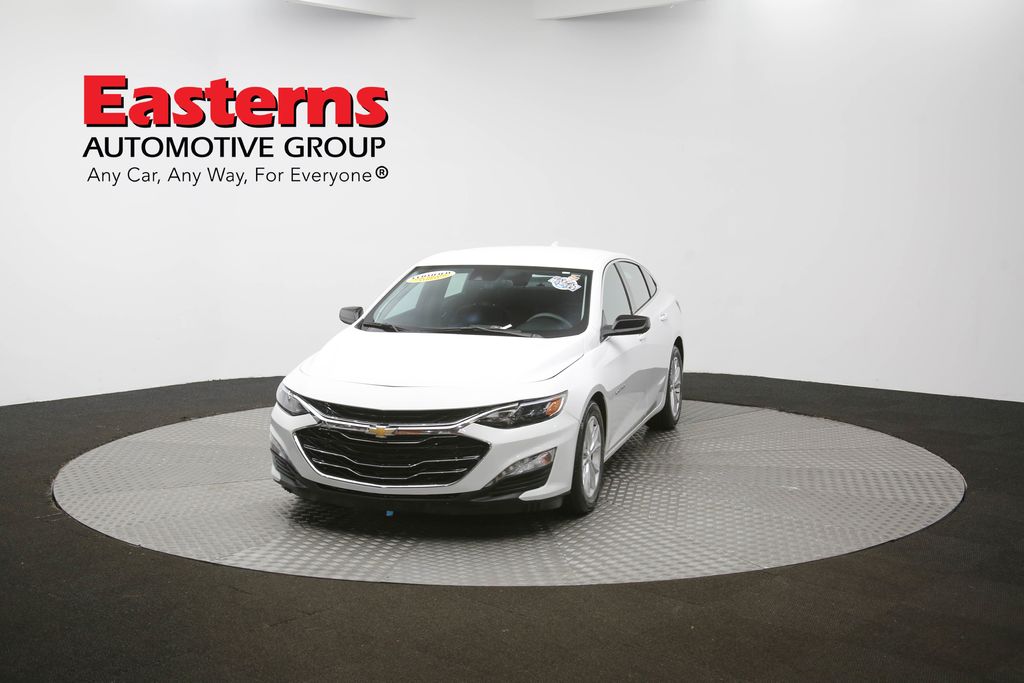 Vehicle image 3 of 61