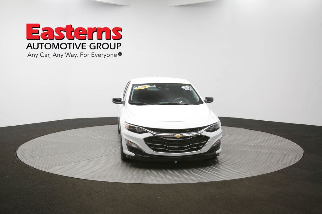 Vehicle image 9 of 61