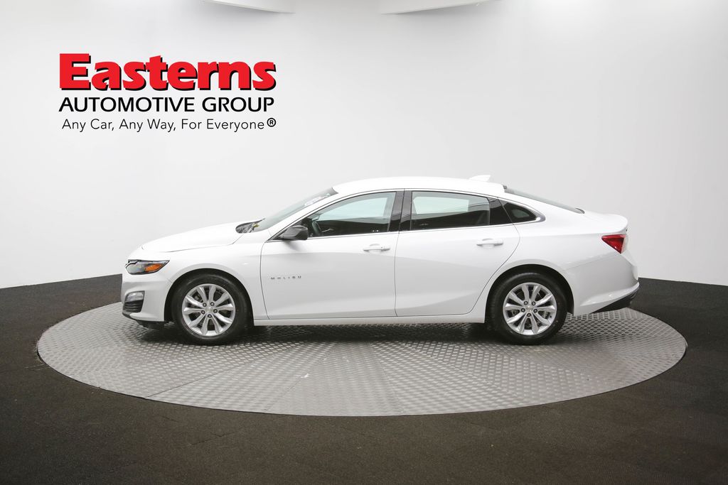Vehicle image 34 of 61