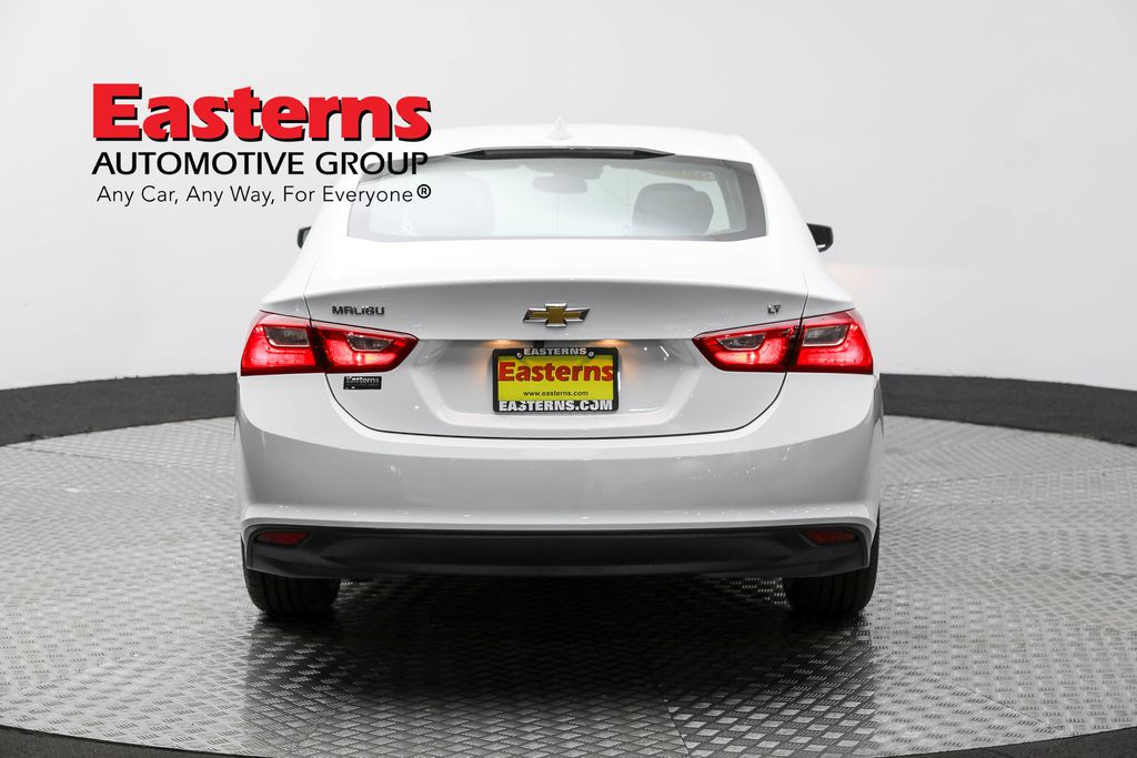Vehicle image 26 of 61