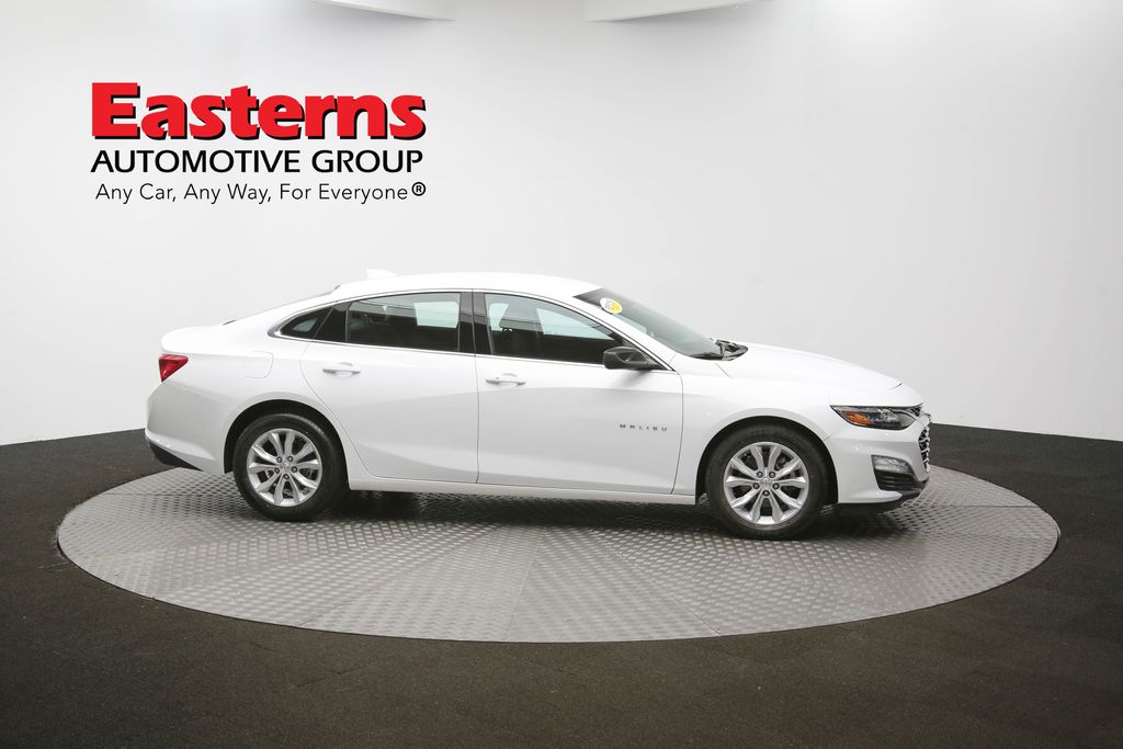 Vehicle image 18 of 61