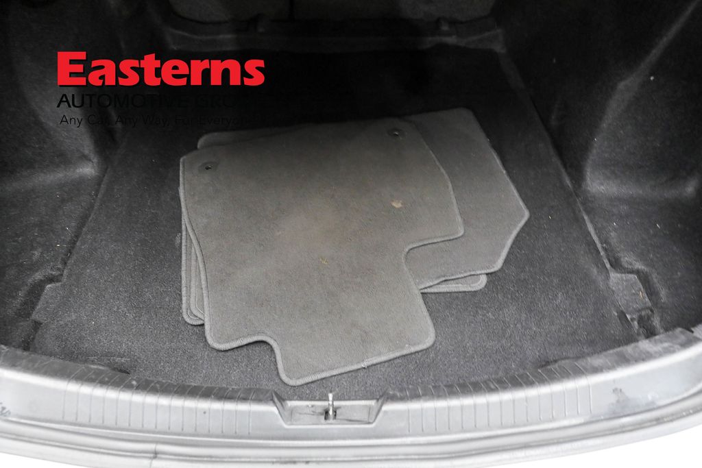 Vehicle image 39 of 61