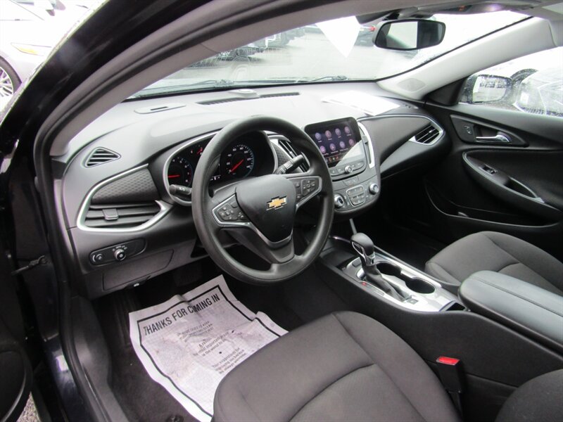 2023 Chevrolet Malibu LT Image 30 of 62