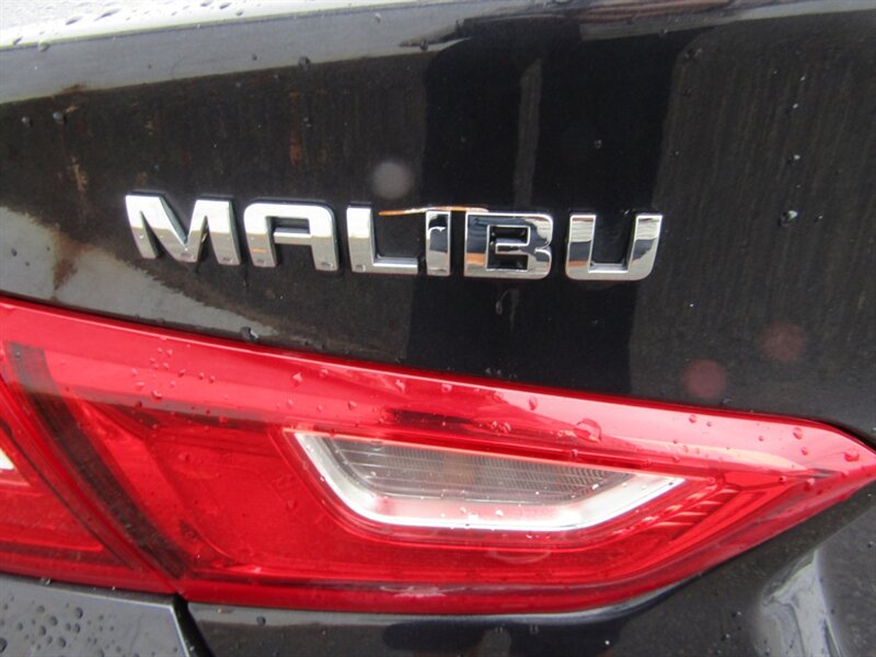 2023 Chevrolet Malibu LT Image 33 of 62