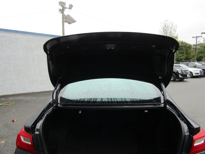 2023 Chevrolet Malibu LT Image 22 of 62