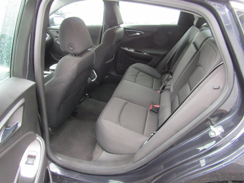 2023 Chevrolet Malibu LT Image 28 of 62