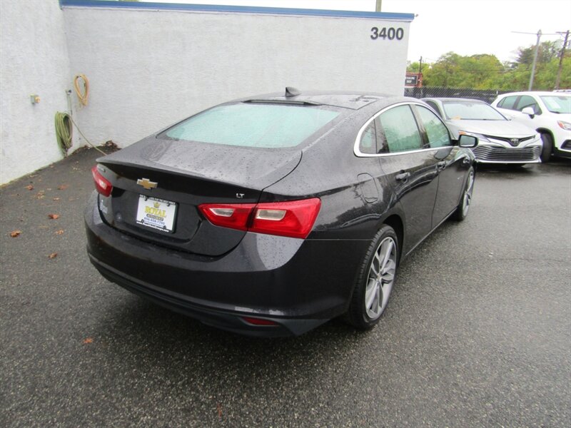 2023 Chevrolet Malibu LT Image 7 of 62