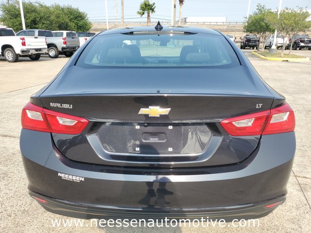 Vehicle image 7 of 34