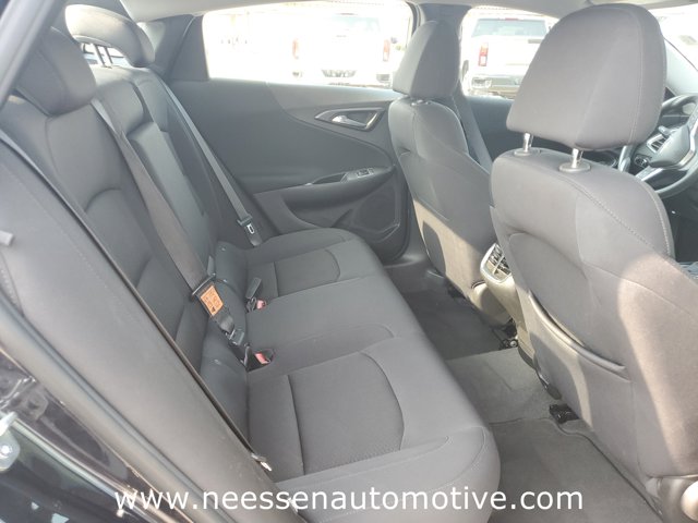 Vehicle image 13 of 34