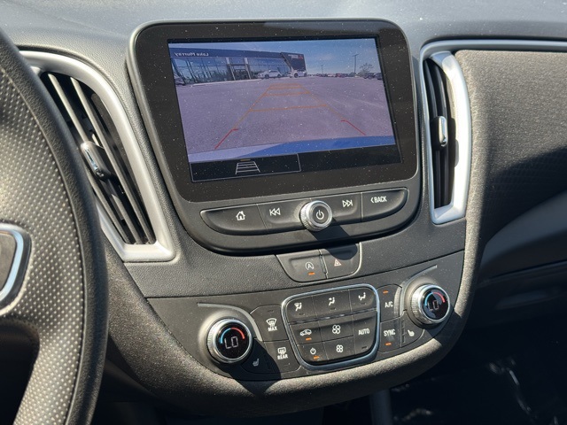 Vehicle image 29 of 31