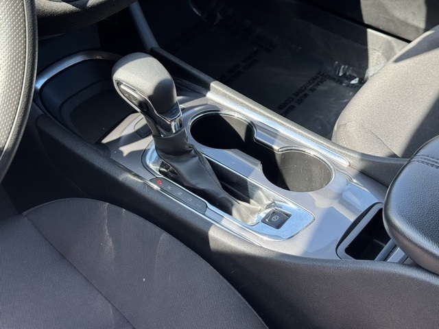 Vehicle image 19 of 31