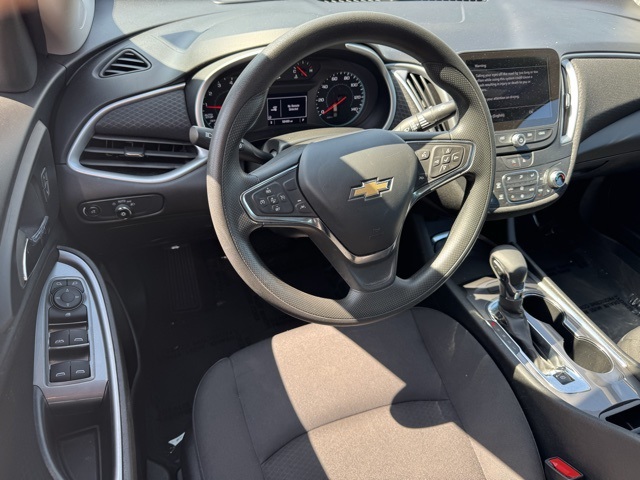 Vehicle image 20 of 31
