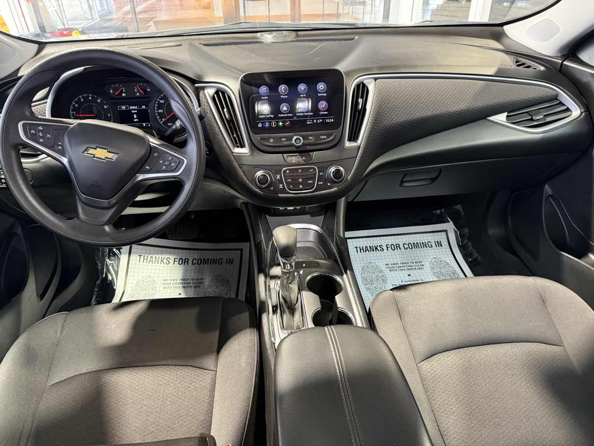Vehicle image 24 of 39