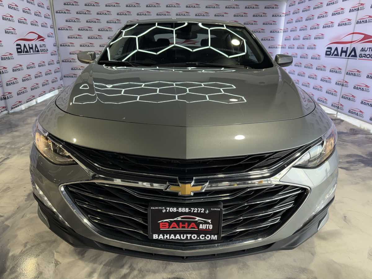 Vehicle image 5 of 39