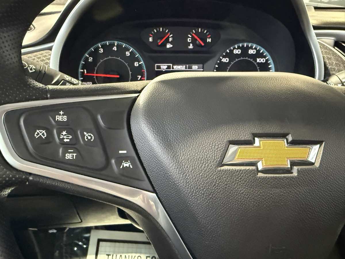 Vehicle image 14 of 39