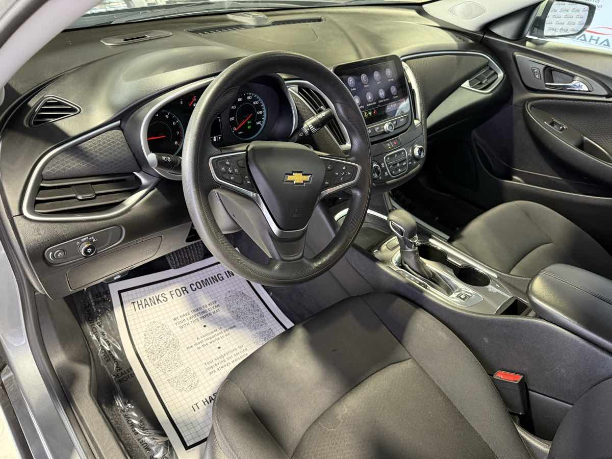 Vehicle image 29 of 39