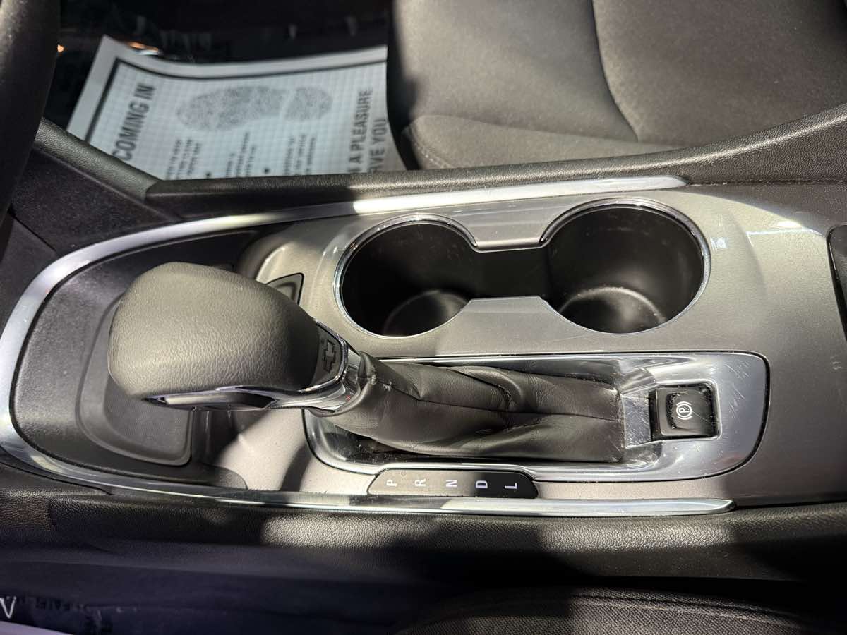 Vehicle image 22 of 39