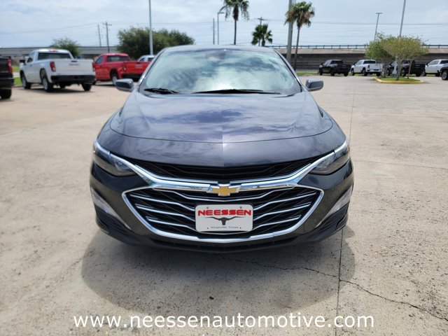 Vehicle image 2 of 32