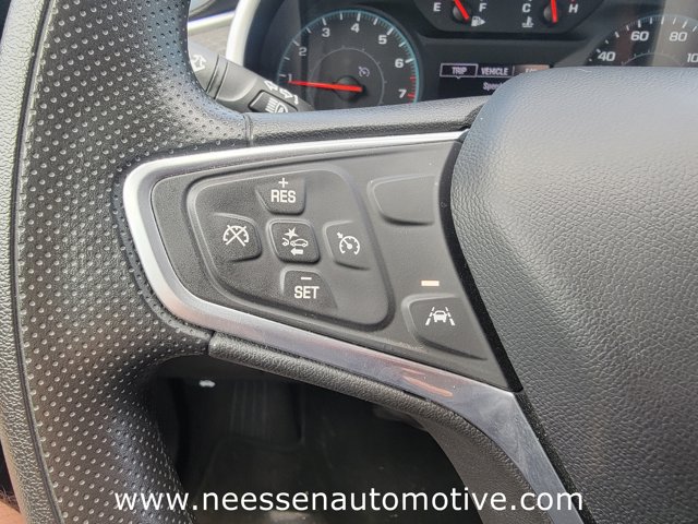 Vehicle image 24 of 32