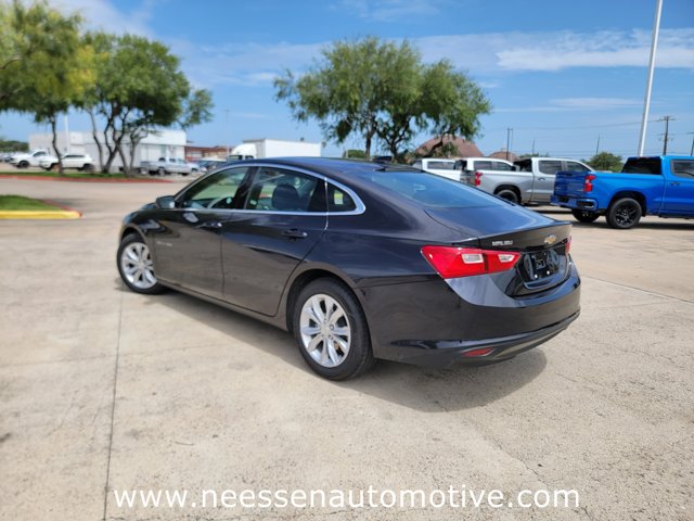 Vehicle image 6 of 32