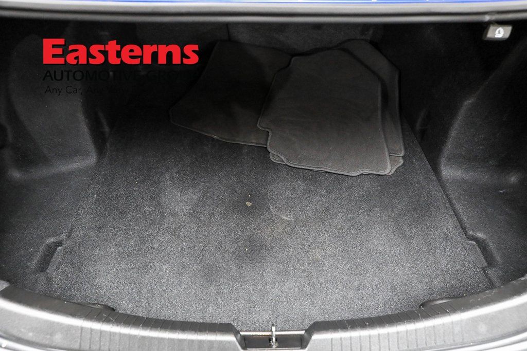 Vehicle image 39 of 62
