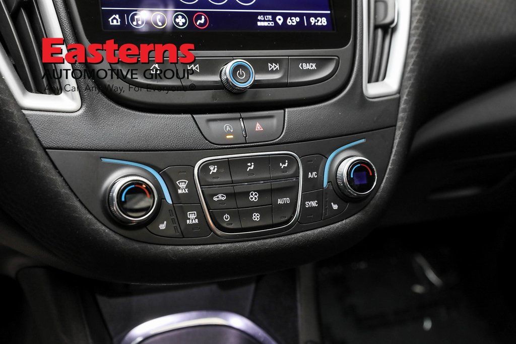 Vehicle image 49 of 62