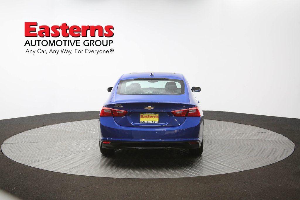 Vehicle image 28 of 62