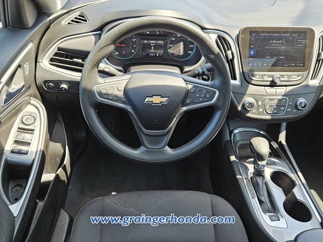 Vehicle image 11 of 23