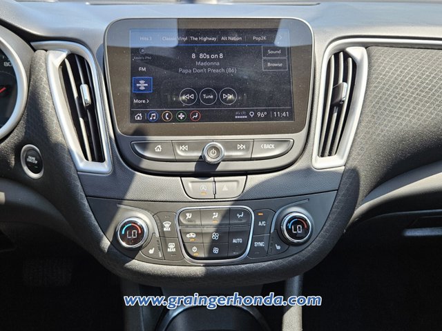 Vehicle image 16 of 23