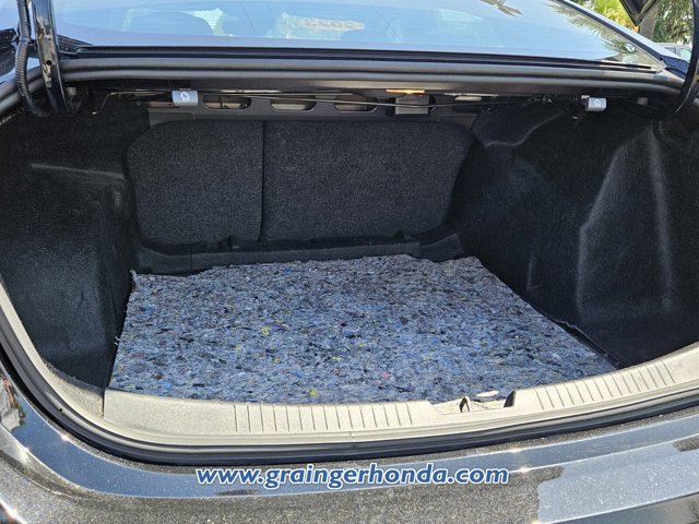 Vehicle image 8 of 23
