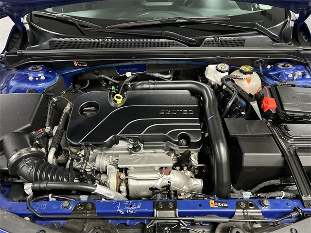 2023 Chevrolet Malibu LT Image 10 of 34