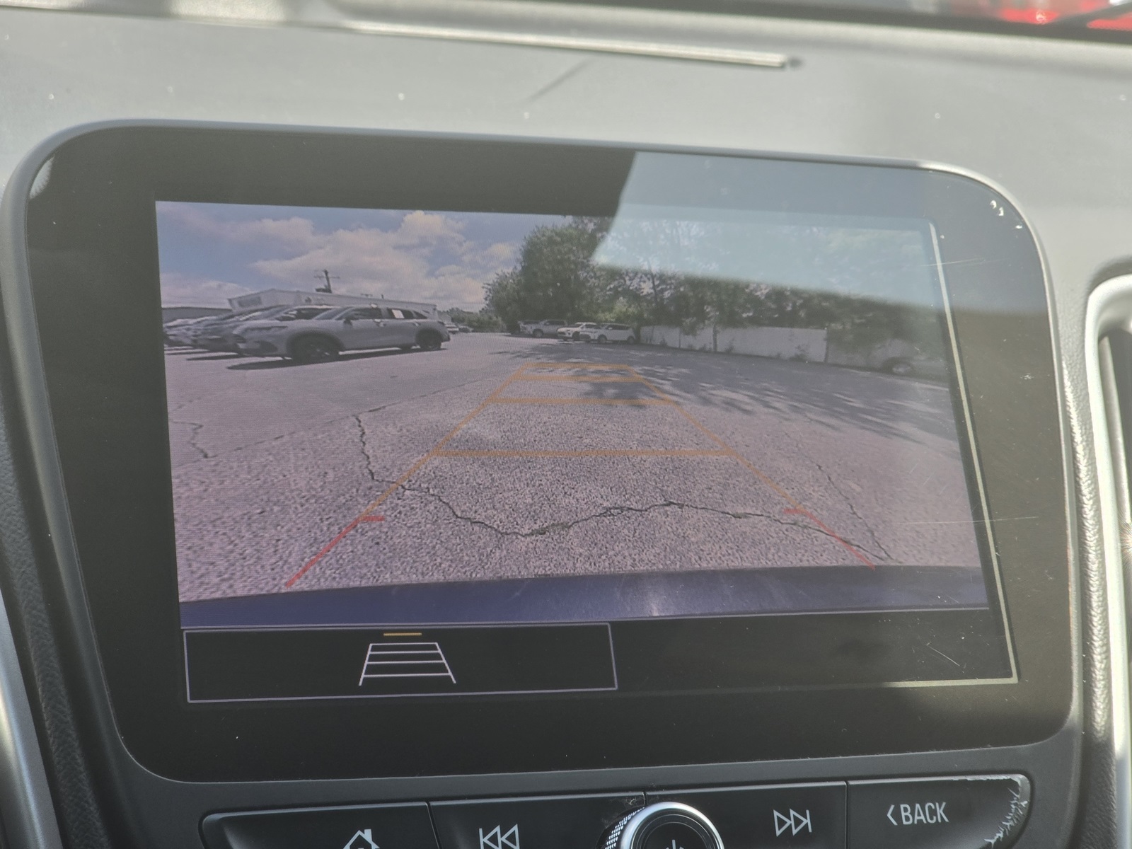 Vehicle image 14 of 26