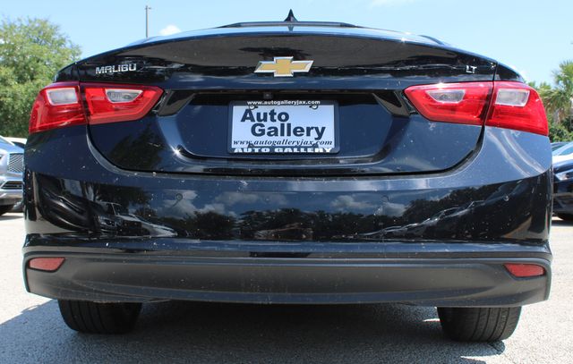 Vehicle image 7 of 24