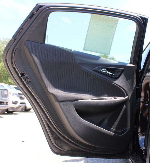 Vehicle image 20 of 24
