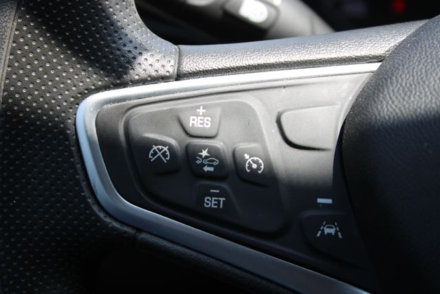 Vehicle image 19 of 24