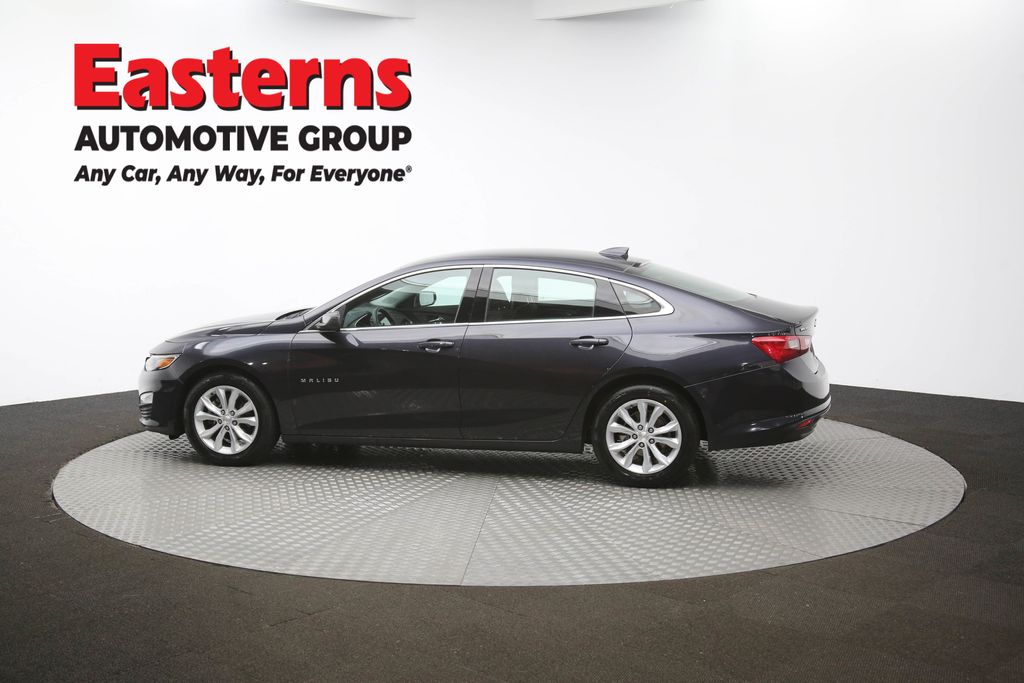 Vehicle image 33 of 60